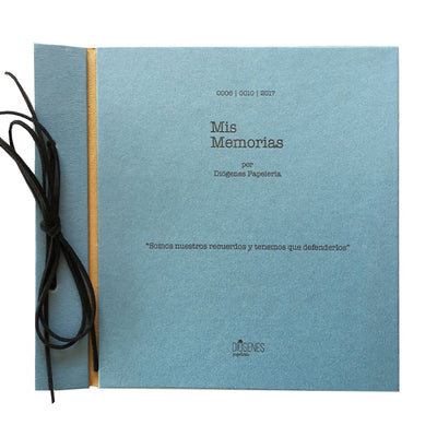 Álbum "Mis Memorias" / 2 colores / 10x15 cm. / Hojas Craft