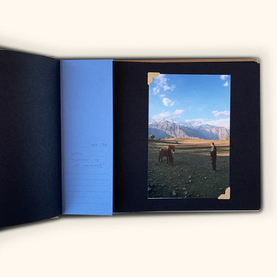 Álbum Artesanal / 40 fotos 10x15 cm. / Hojas negras / 3 colores