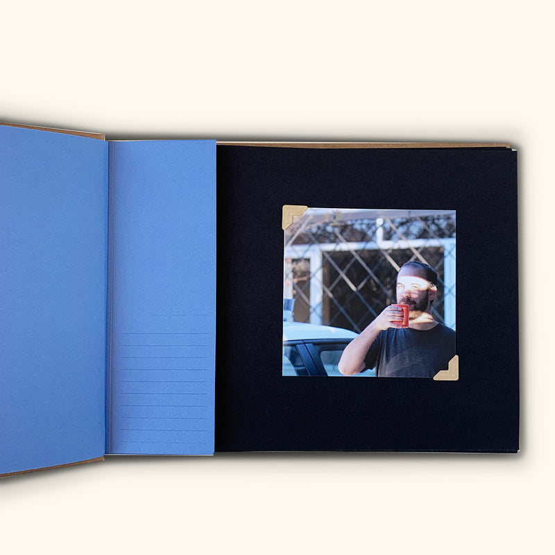 Álbum Artesanal / 40 fotos 10x15 cm. / Hojas negras / 3 colores